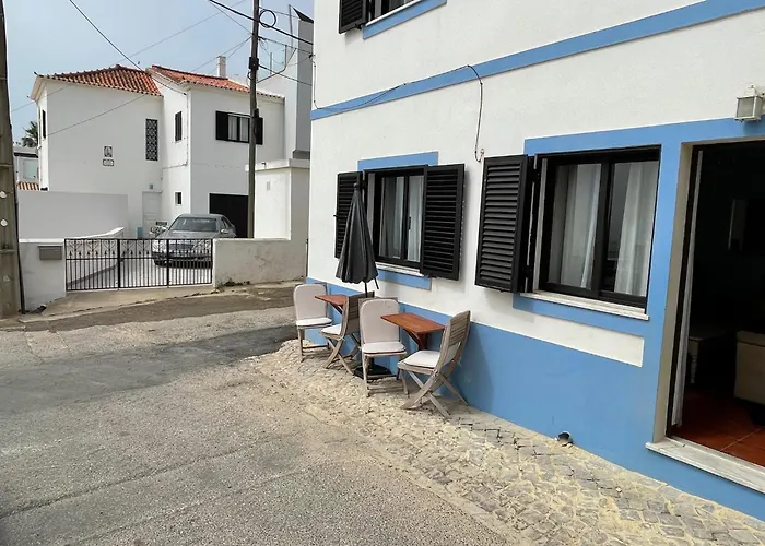 Appartement House Located In Opposite Of Beach!